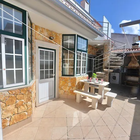 Casa vacanze Peaceful Patio & Bbq House-nazare *