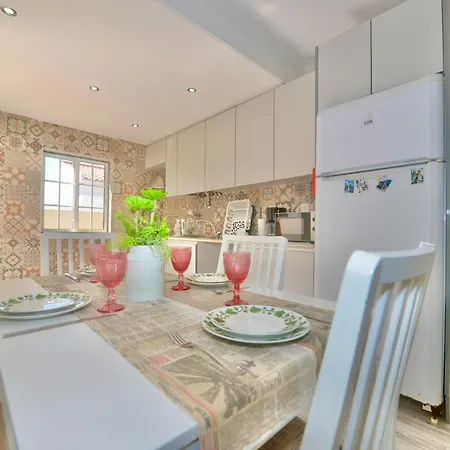 Casa vacanze Peaceful Patio & Bbq House-nazare *